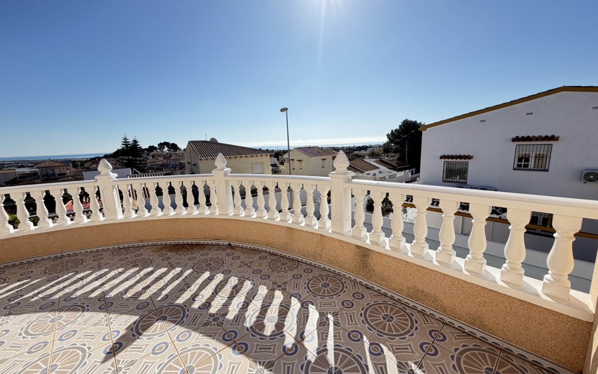 Resale - Villa - Villamartin