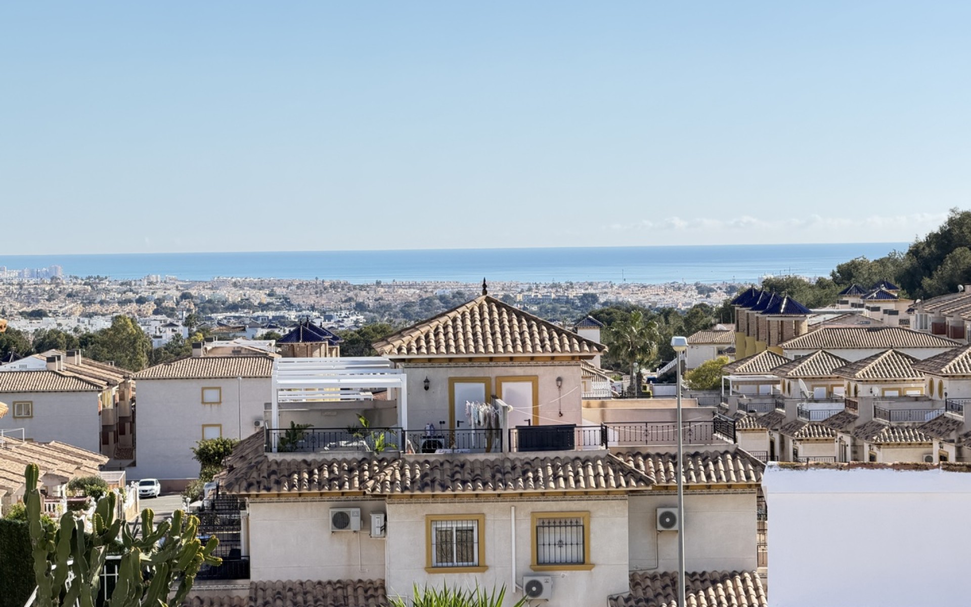 Resale - Villa - Villamartin