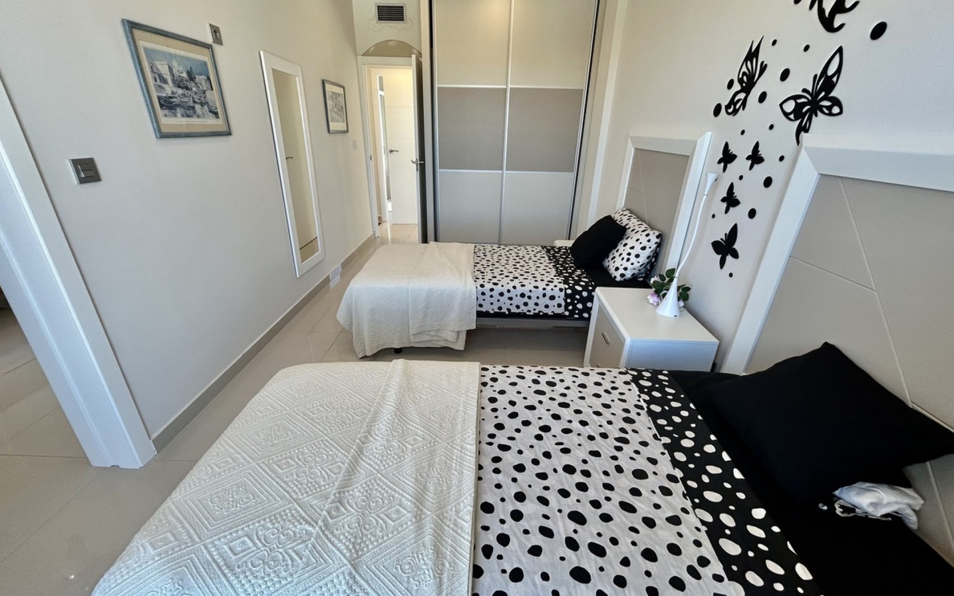 Resale - Villa - Villamartin