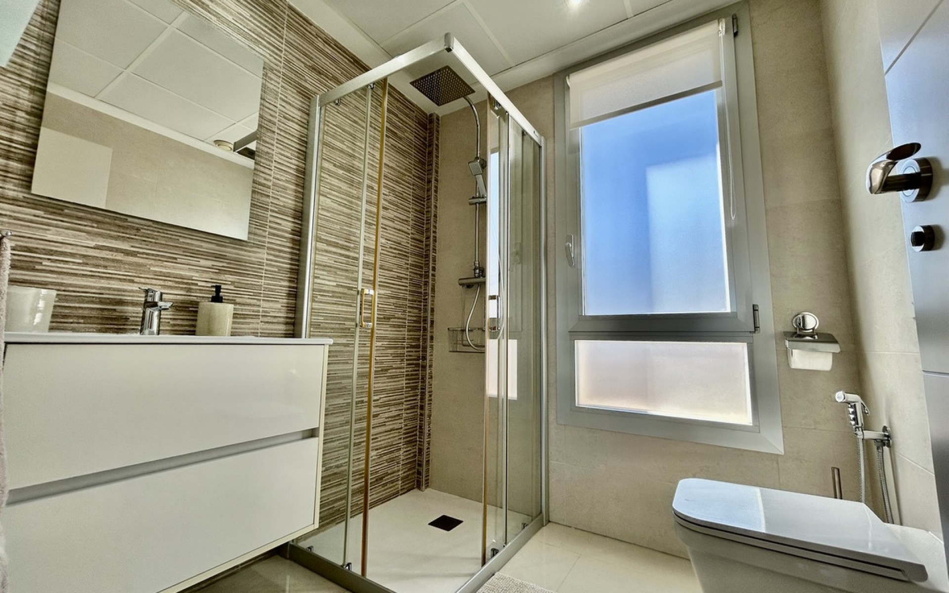 Resale - Villa - Villamartin