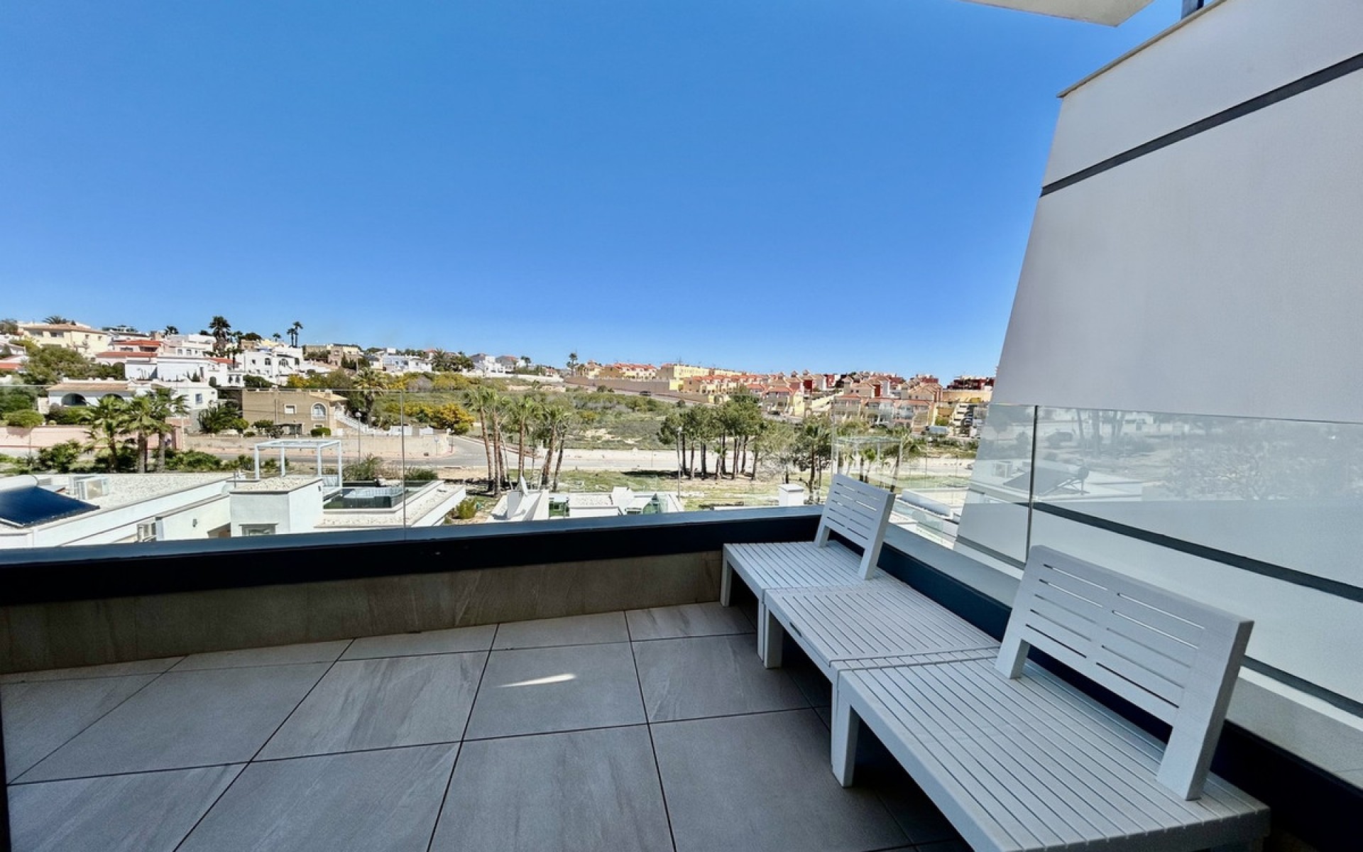 Resale - Villa - Villamartin