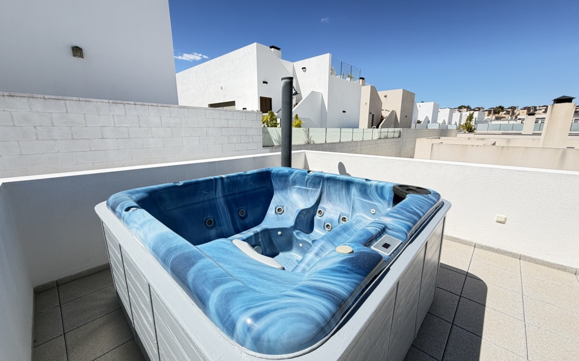 Resale - Villa - Villamartin