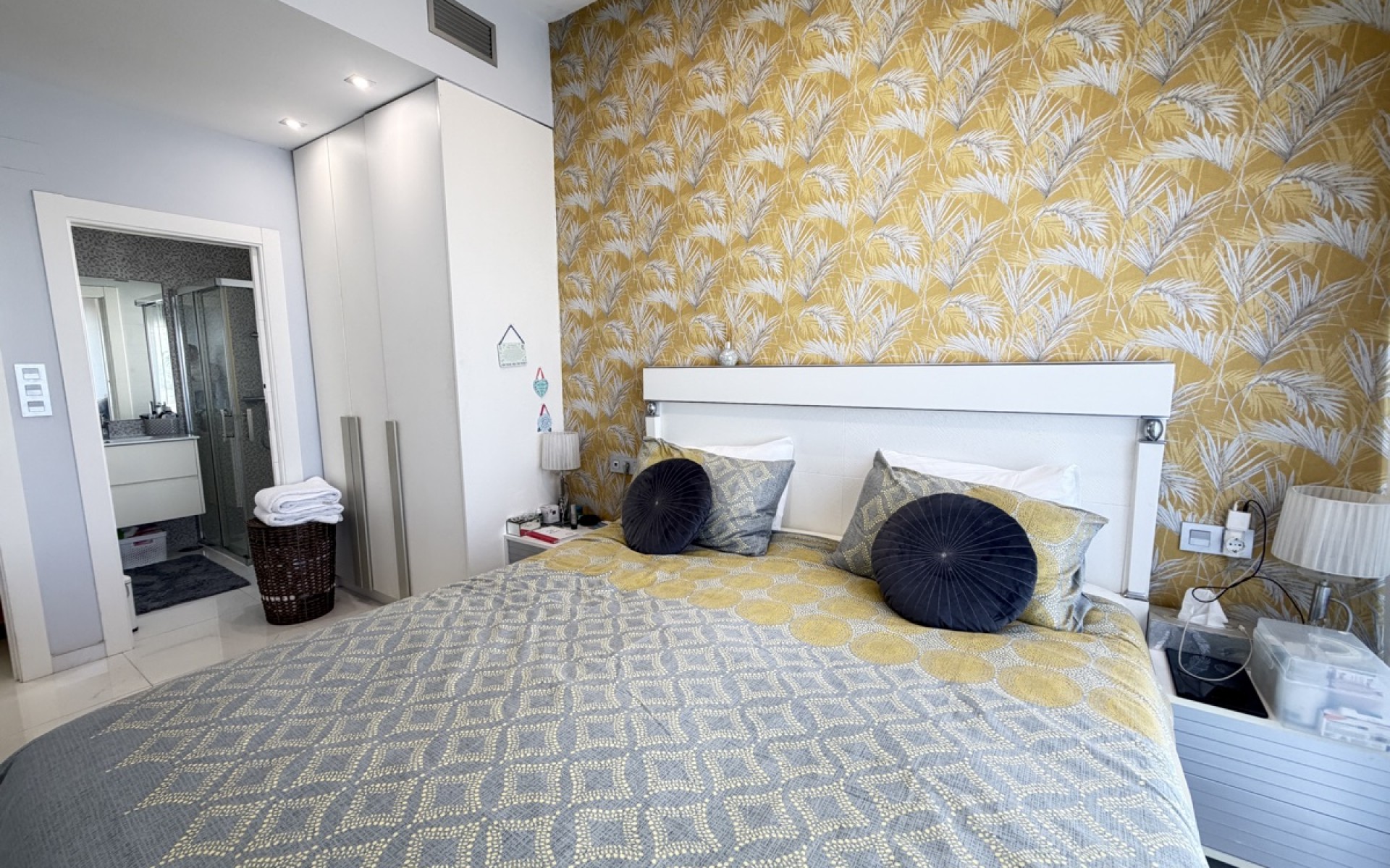 Resale - Villa - Villamartin