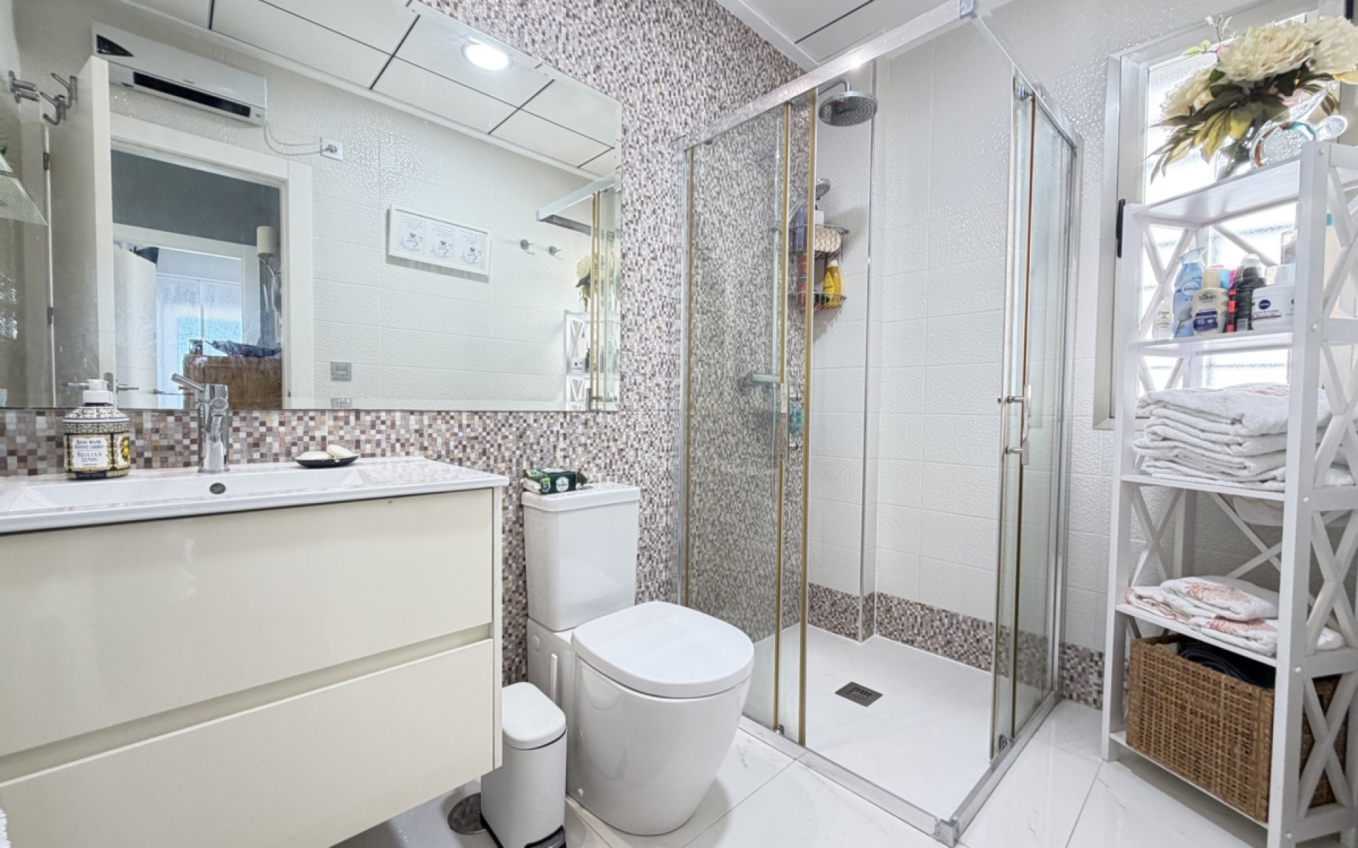 Resale - Villa - Villamartin