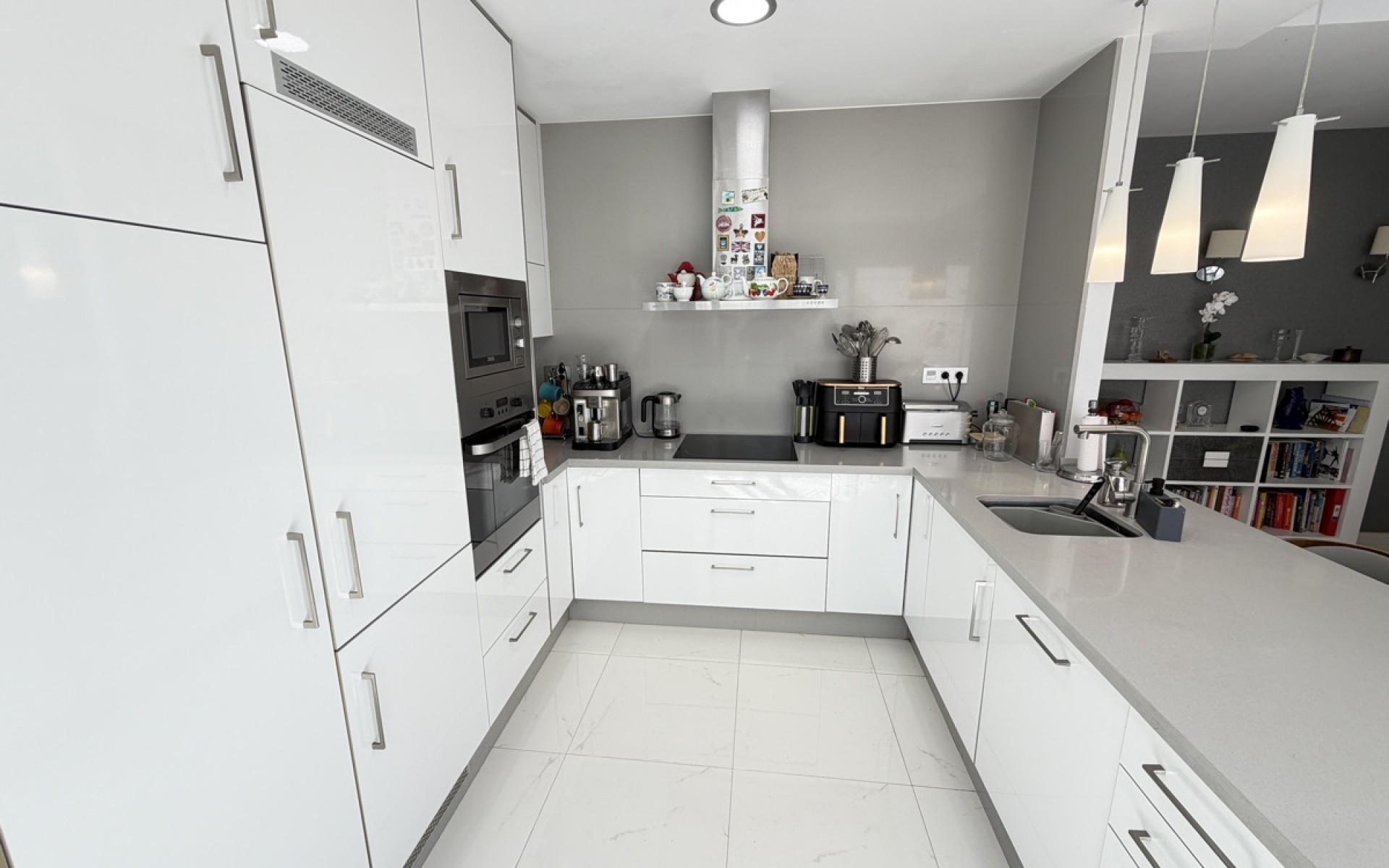 Resale - Villa - Villamartin