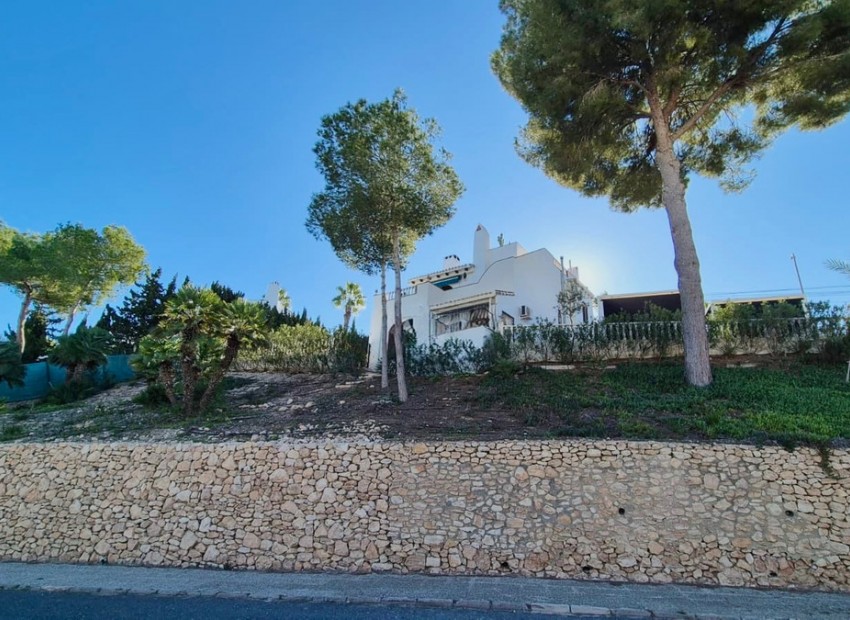 Resale - Villa - Villamartin