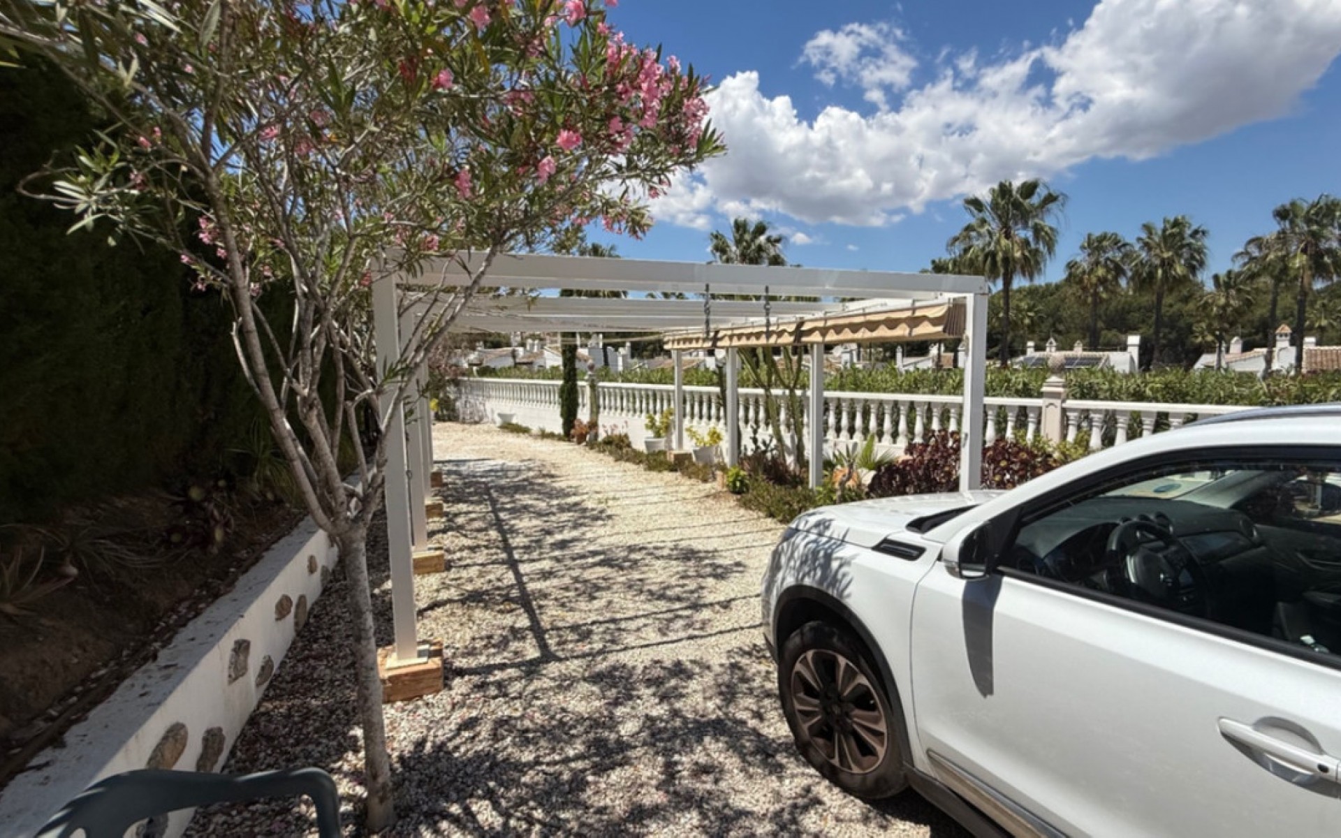 Resale - Villa - Villamartin