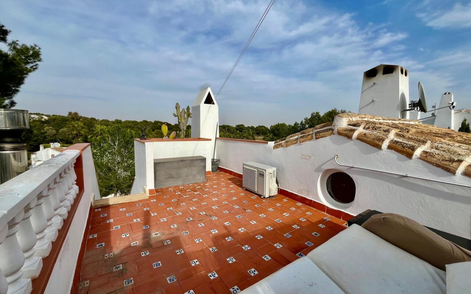 Resale - Villa - Villamartin