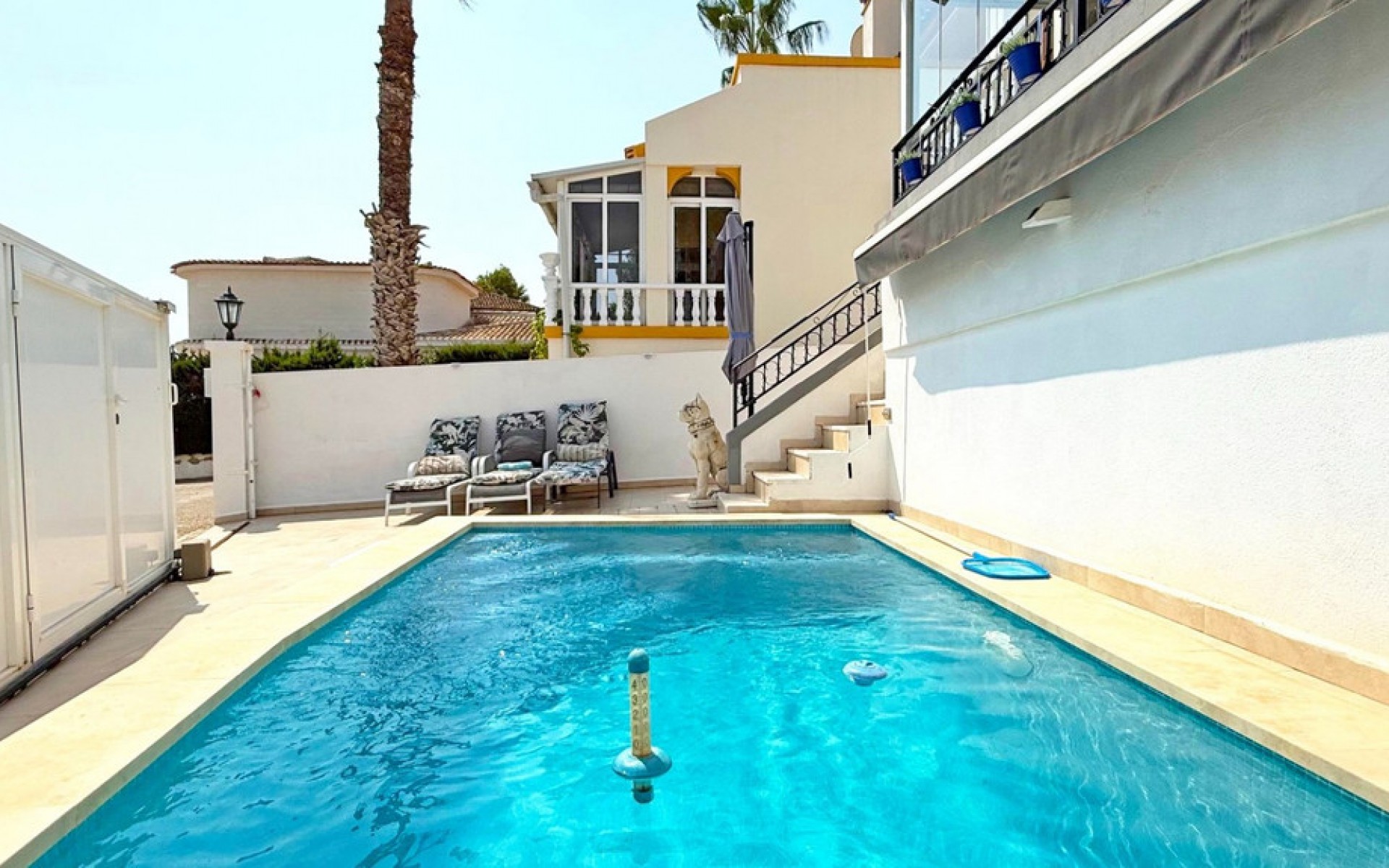Resale - Villa - Villamartin