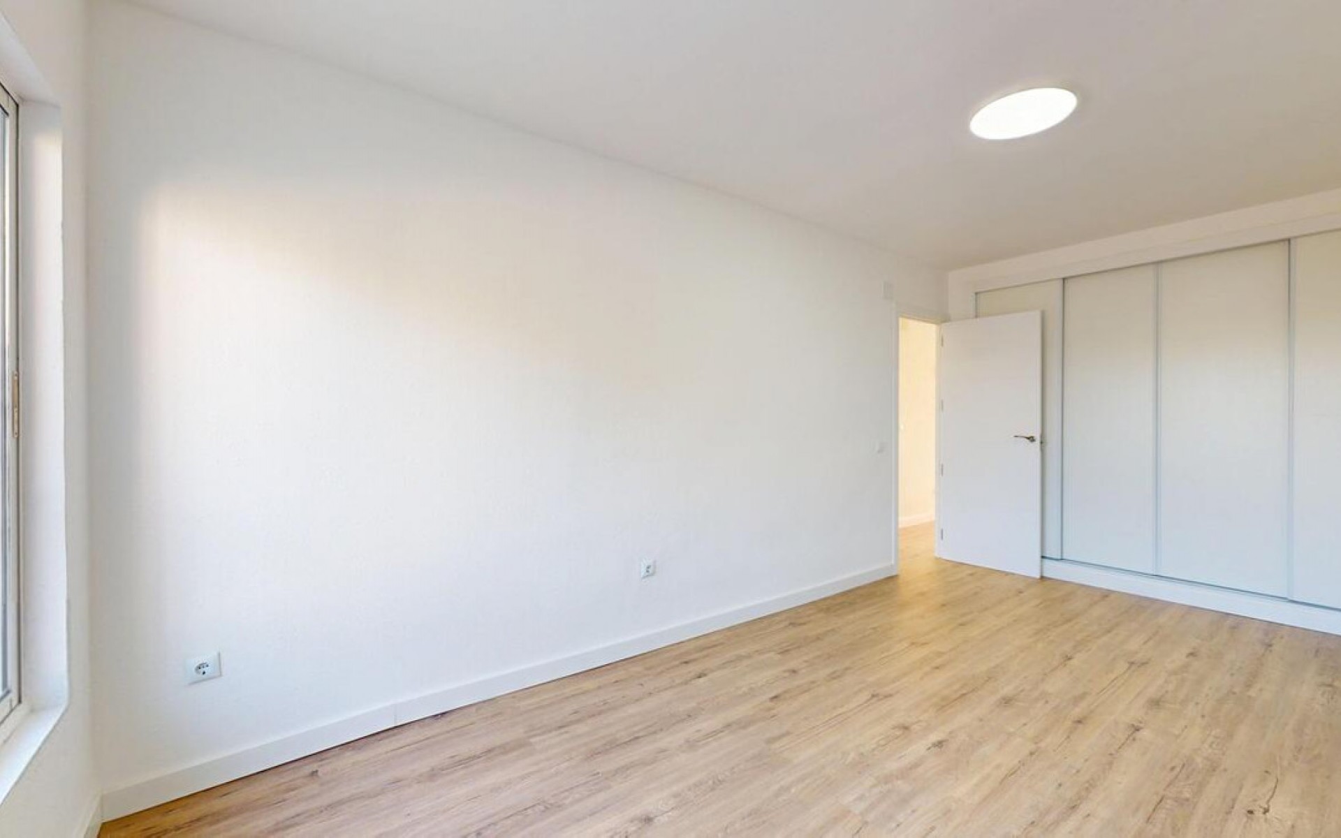 Resale - Villa - Villamartin