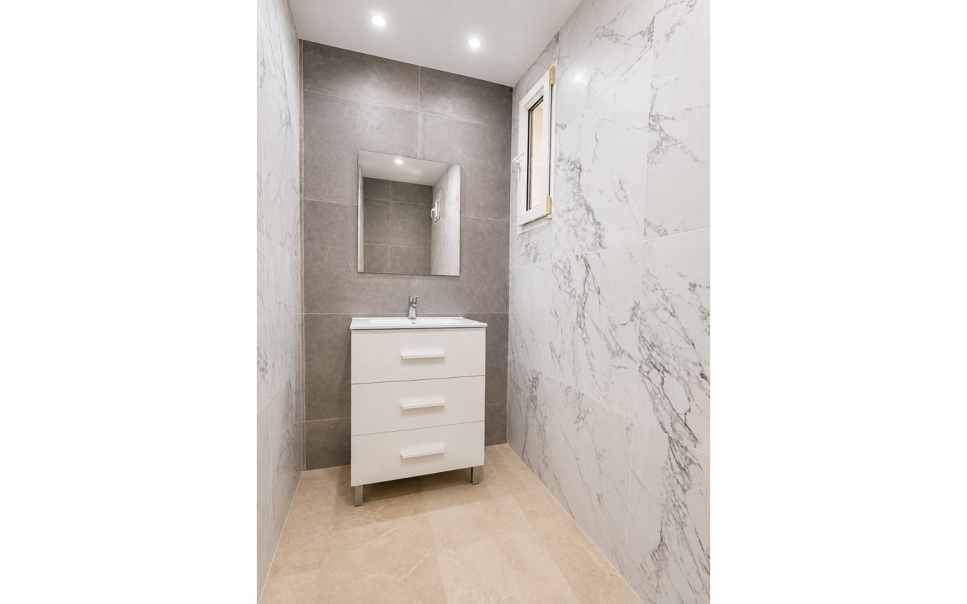 Resale - Villa - Villamartin