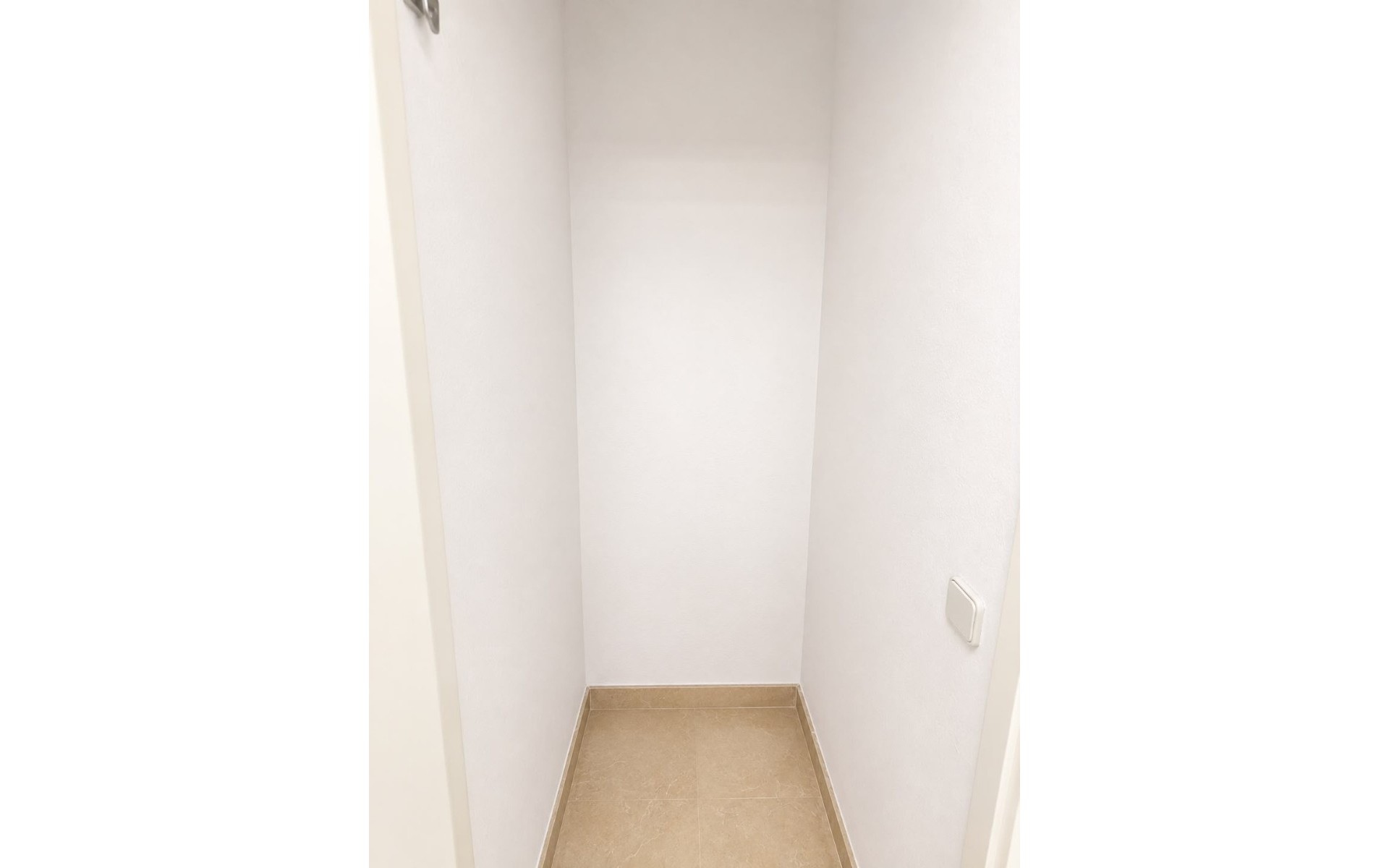Resale - Villa - Villamartin