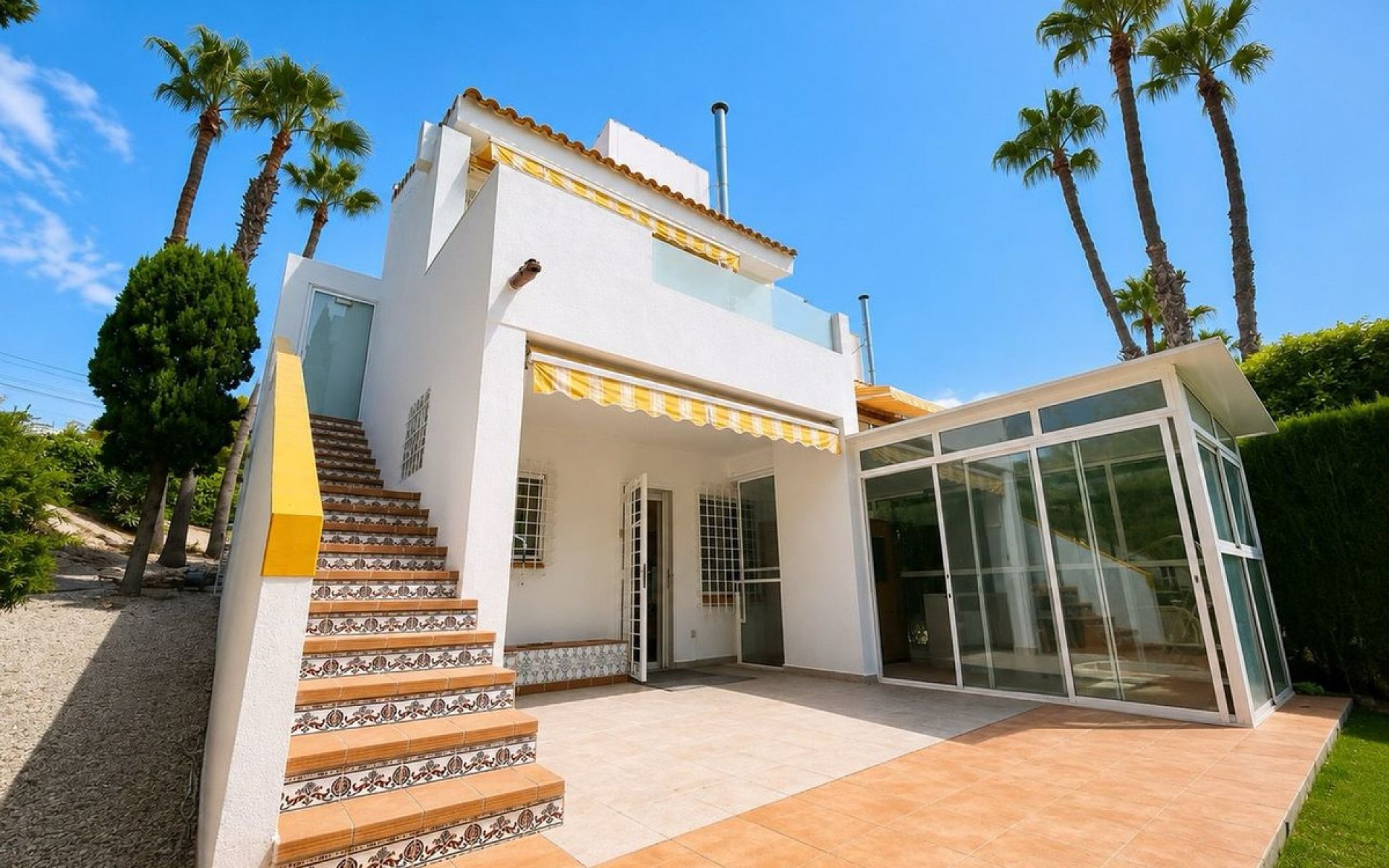 Resale - Villa - Villamartin