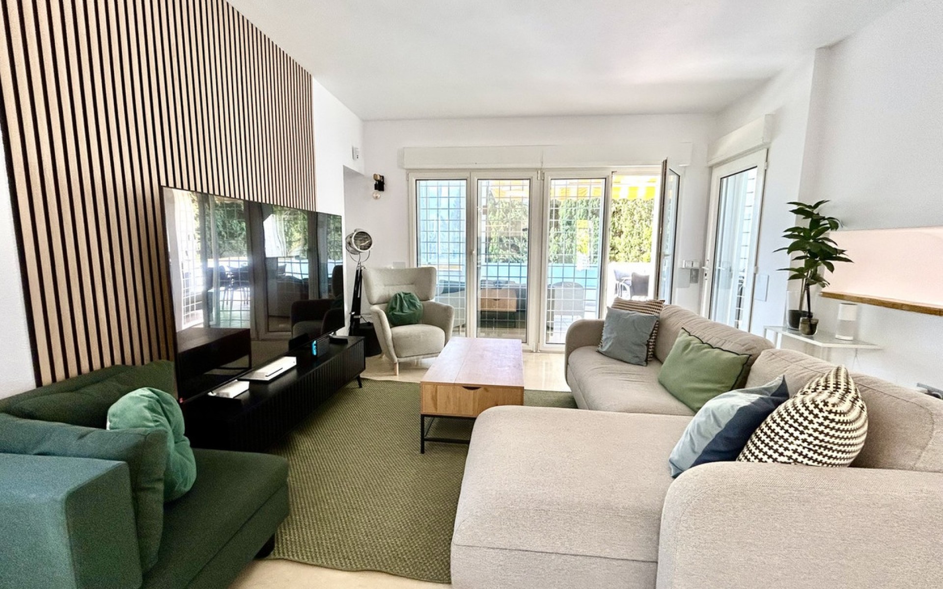 Resale - Villa - Villamartin