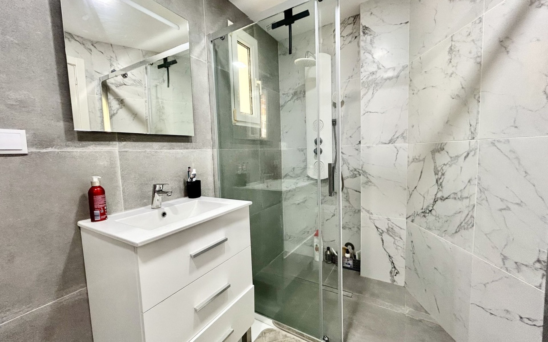 Resale - Villa - Villamartin