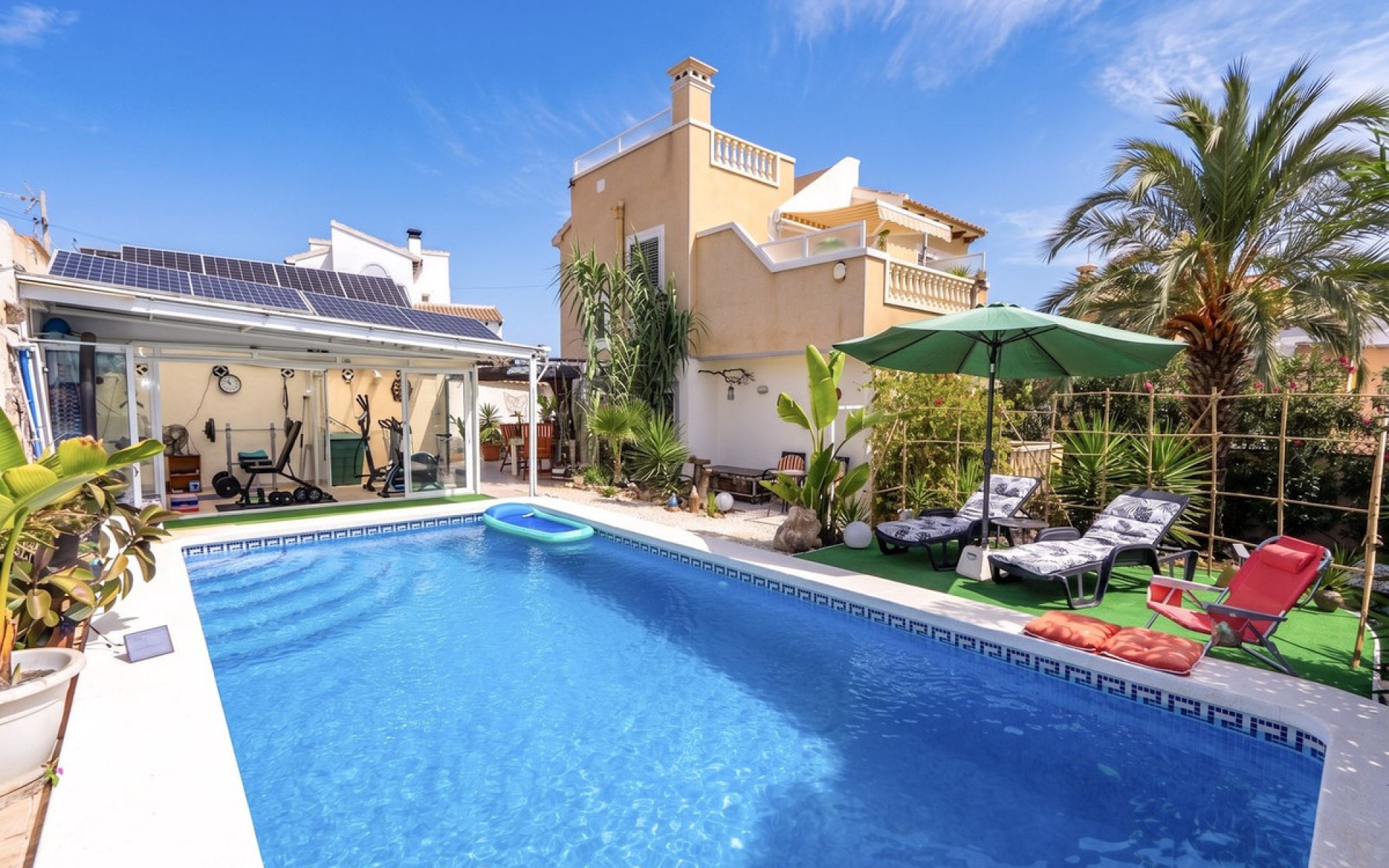 Resale - Villa - Villamartin