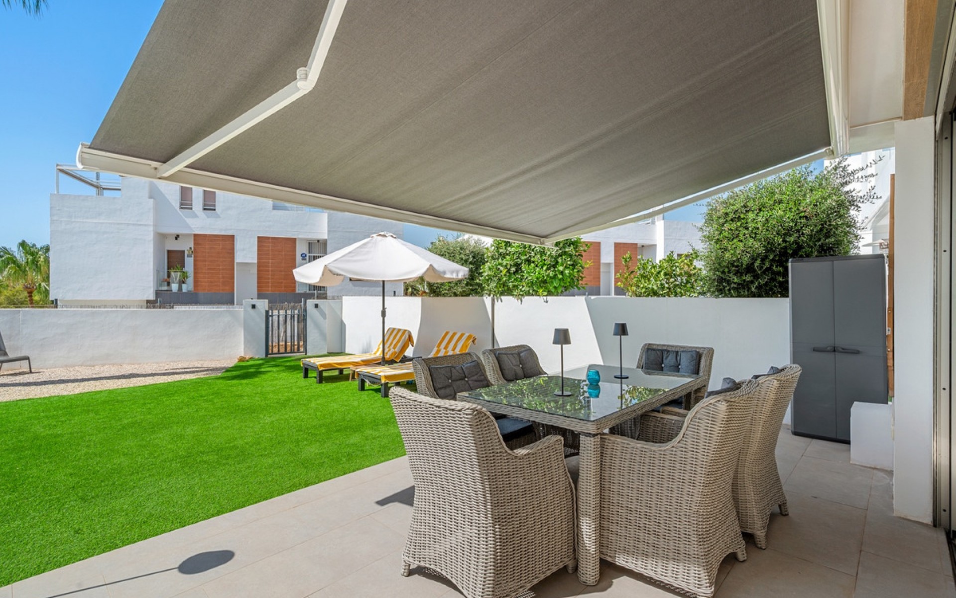 Resale - Villa - Villamartin