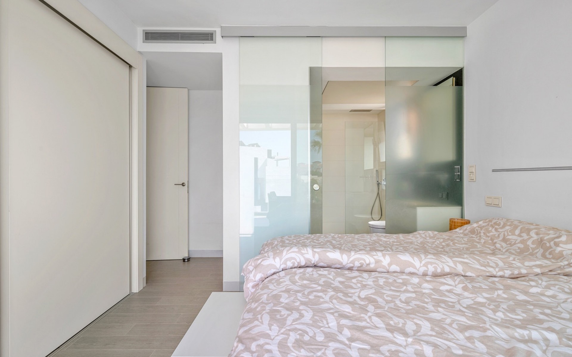 Resale - Villa - Villamartin