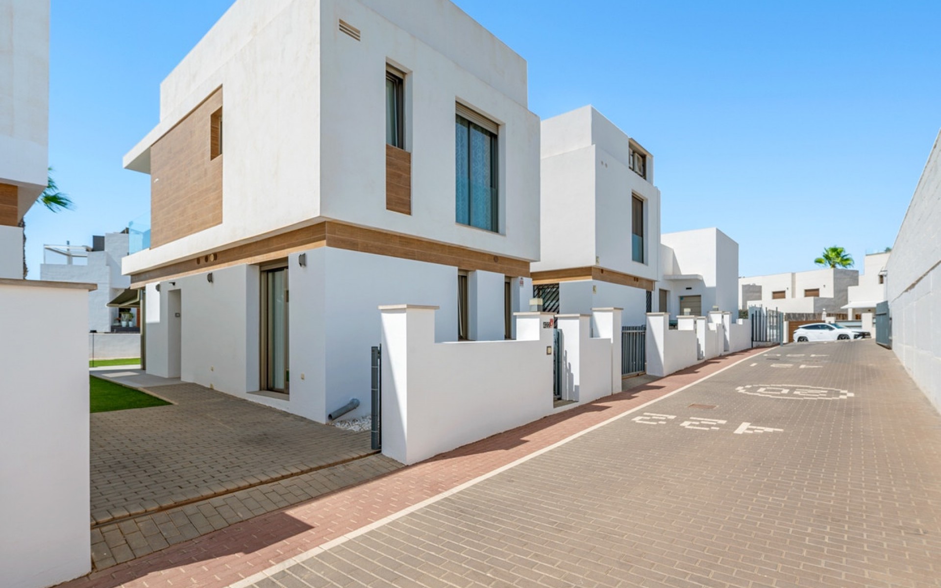 Resale - Villa - Villamartin