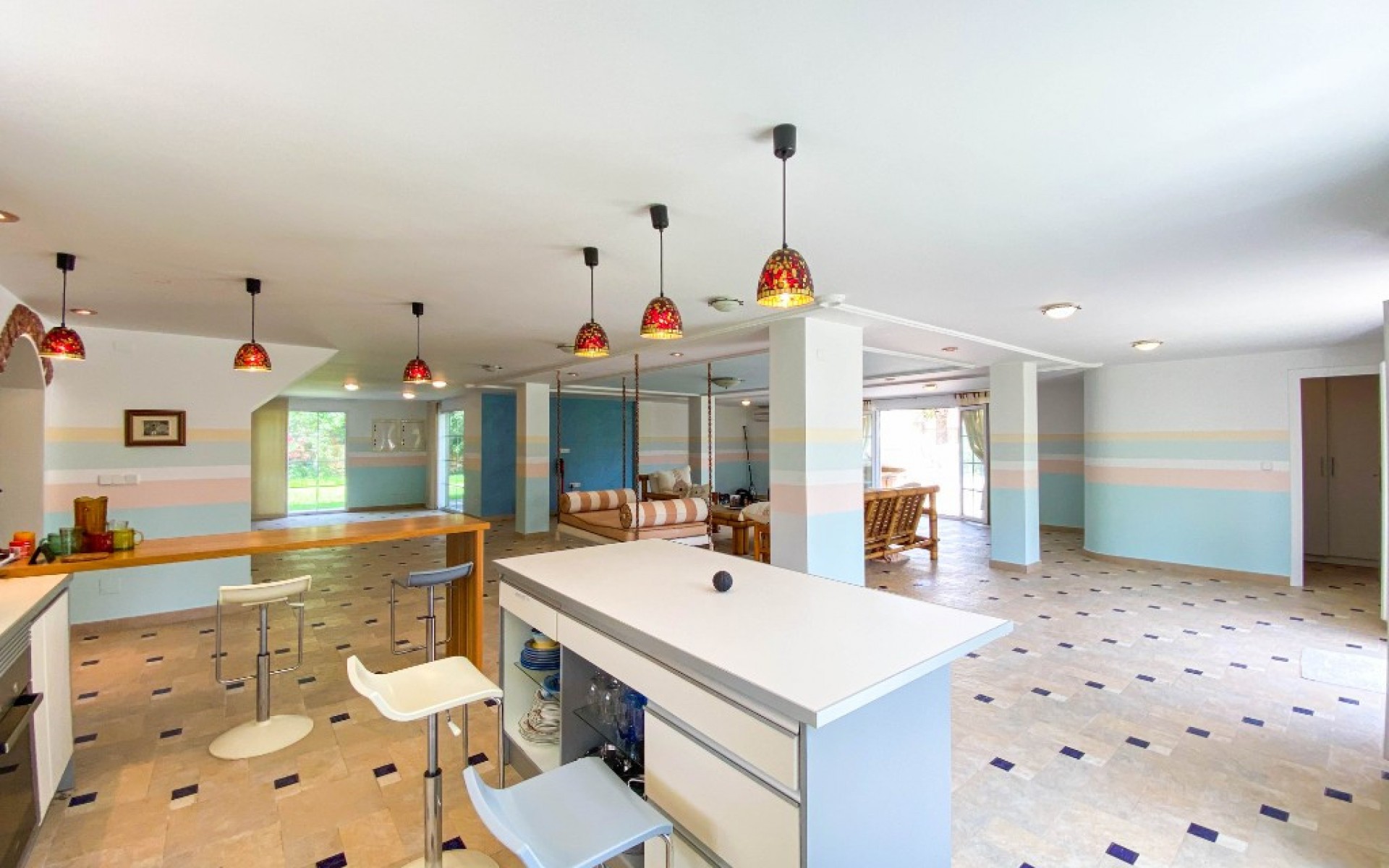 Resale - Villa - Villamartin