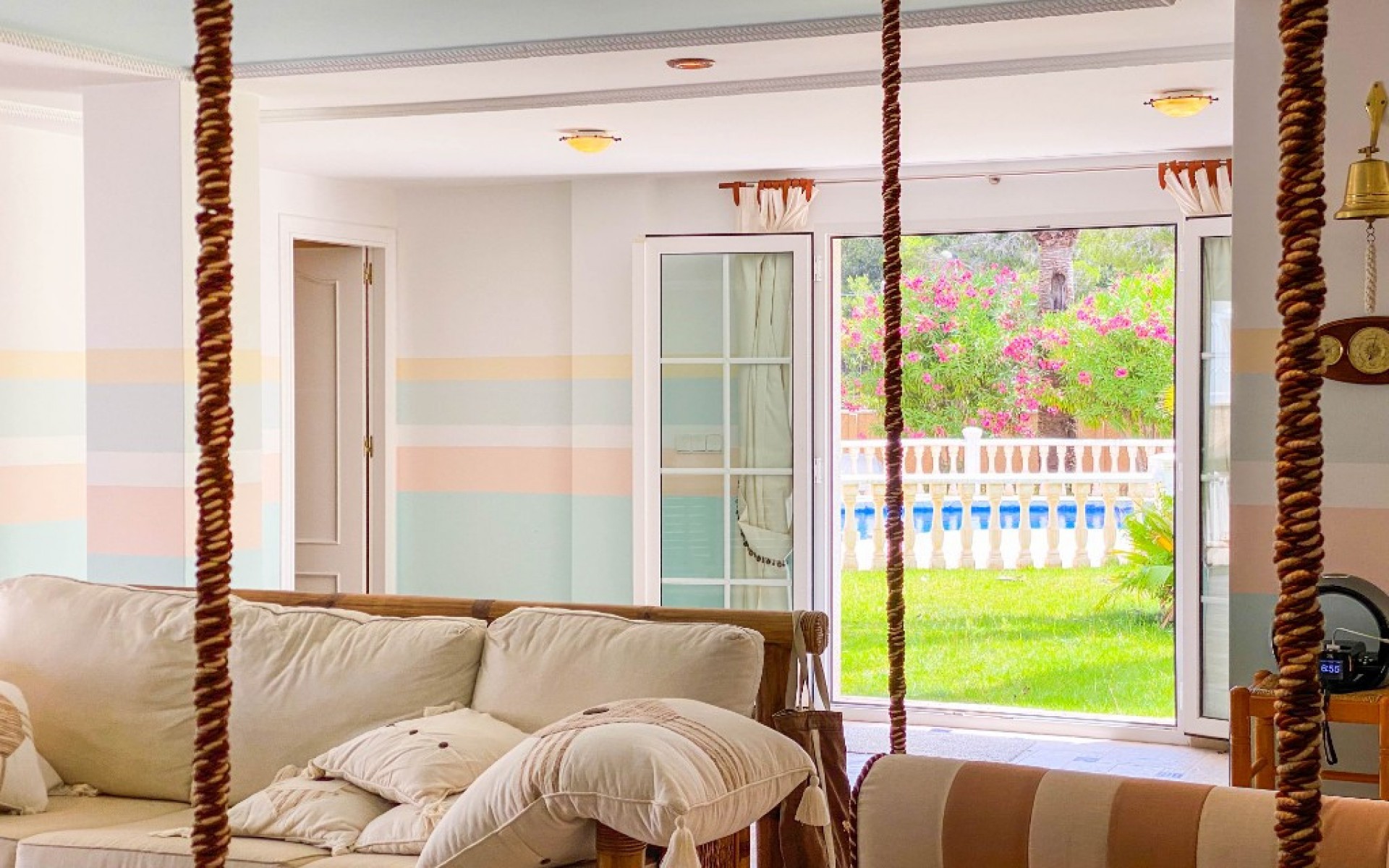 Resale - Villa - Villamartin