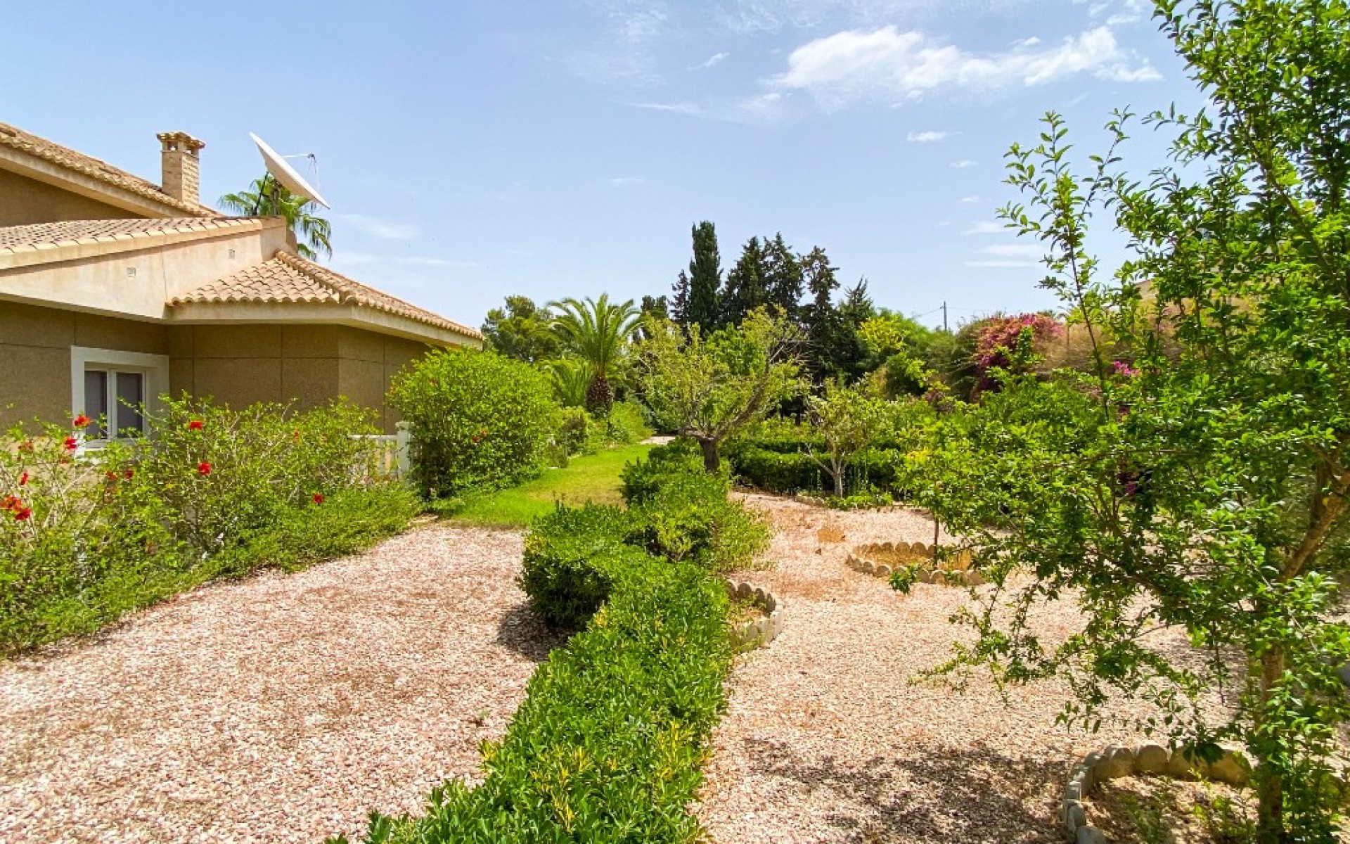 Resale - Villa - Villamartin