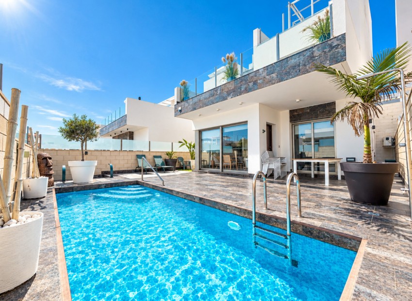 Resale - Villa - Villamartin
