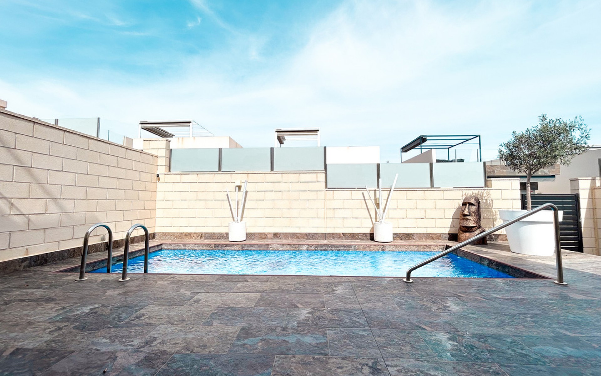 Resale - Villa - Villamartin
