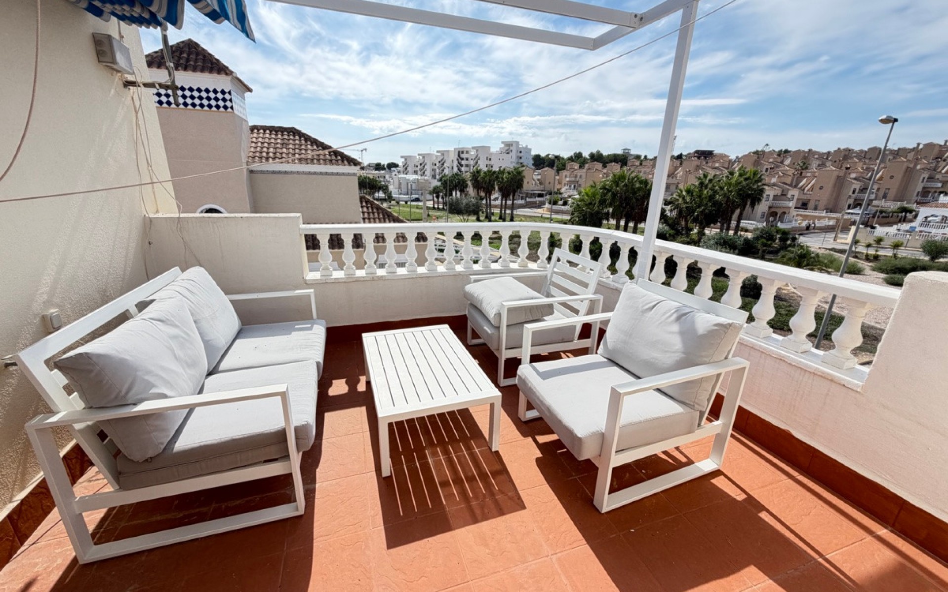 Resale - Villa - Villamartin