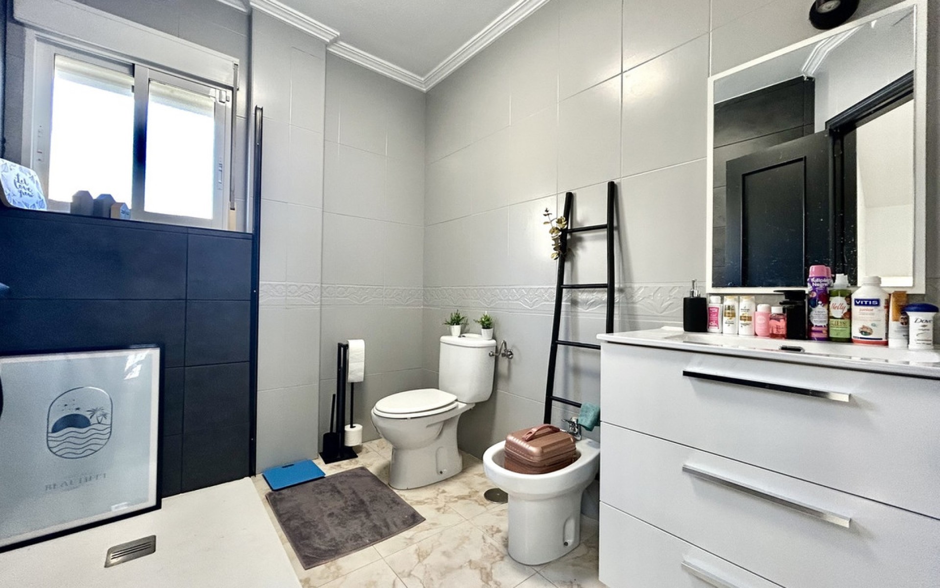 Resale - Villa - Villamartin