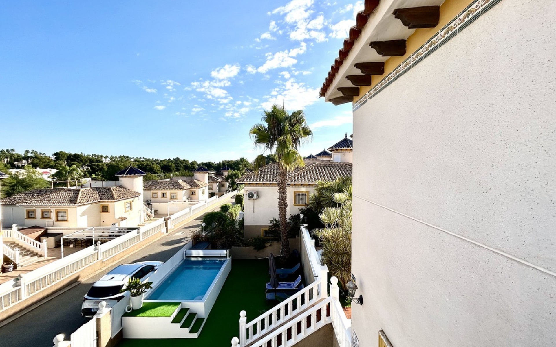 Resale - Villa - Villamartin