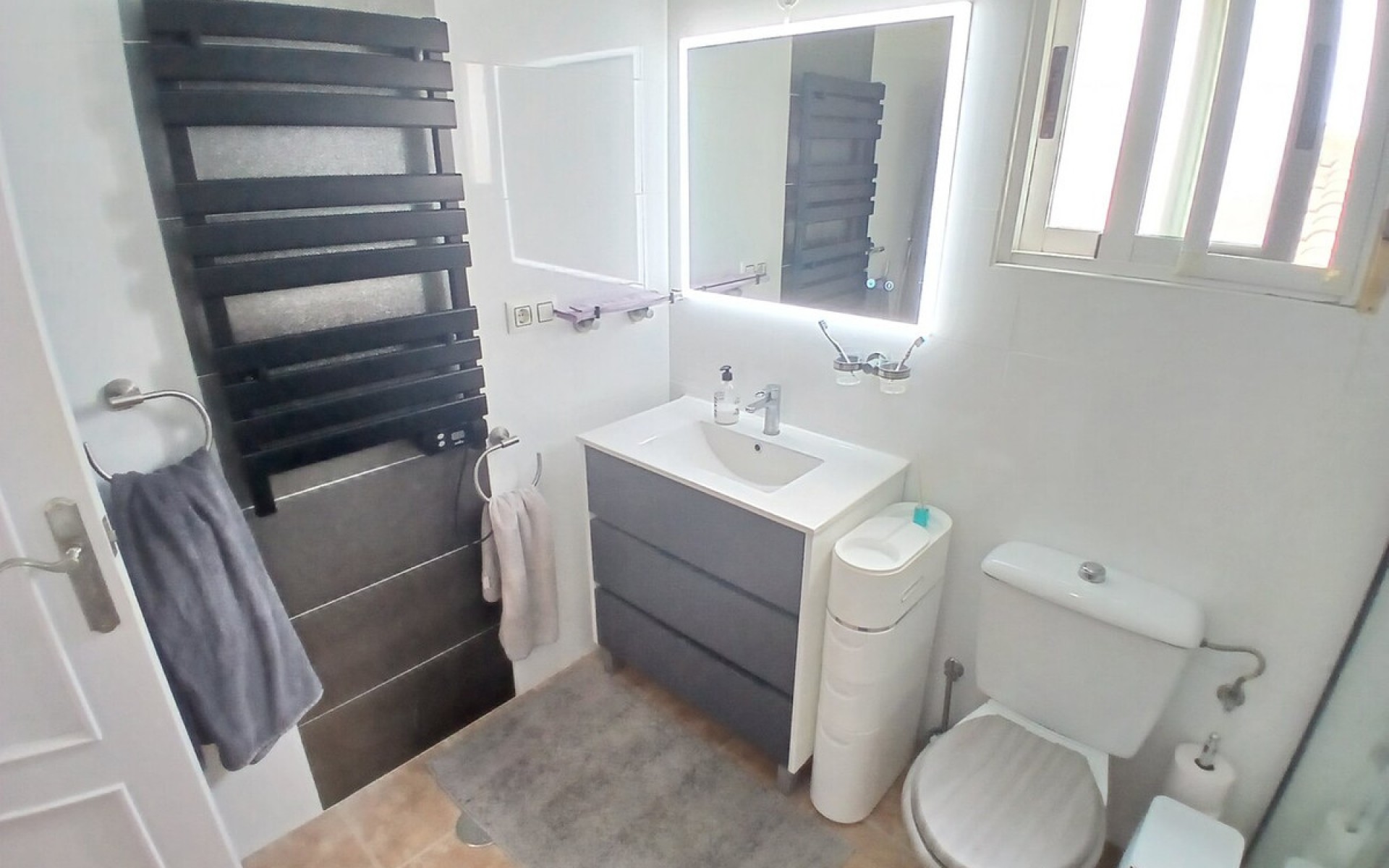 Resale - Villa - Villamartin