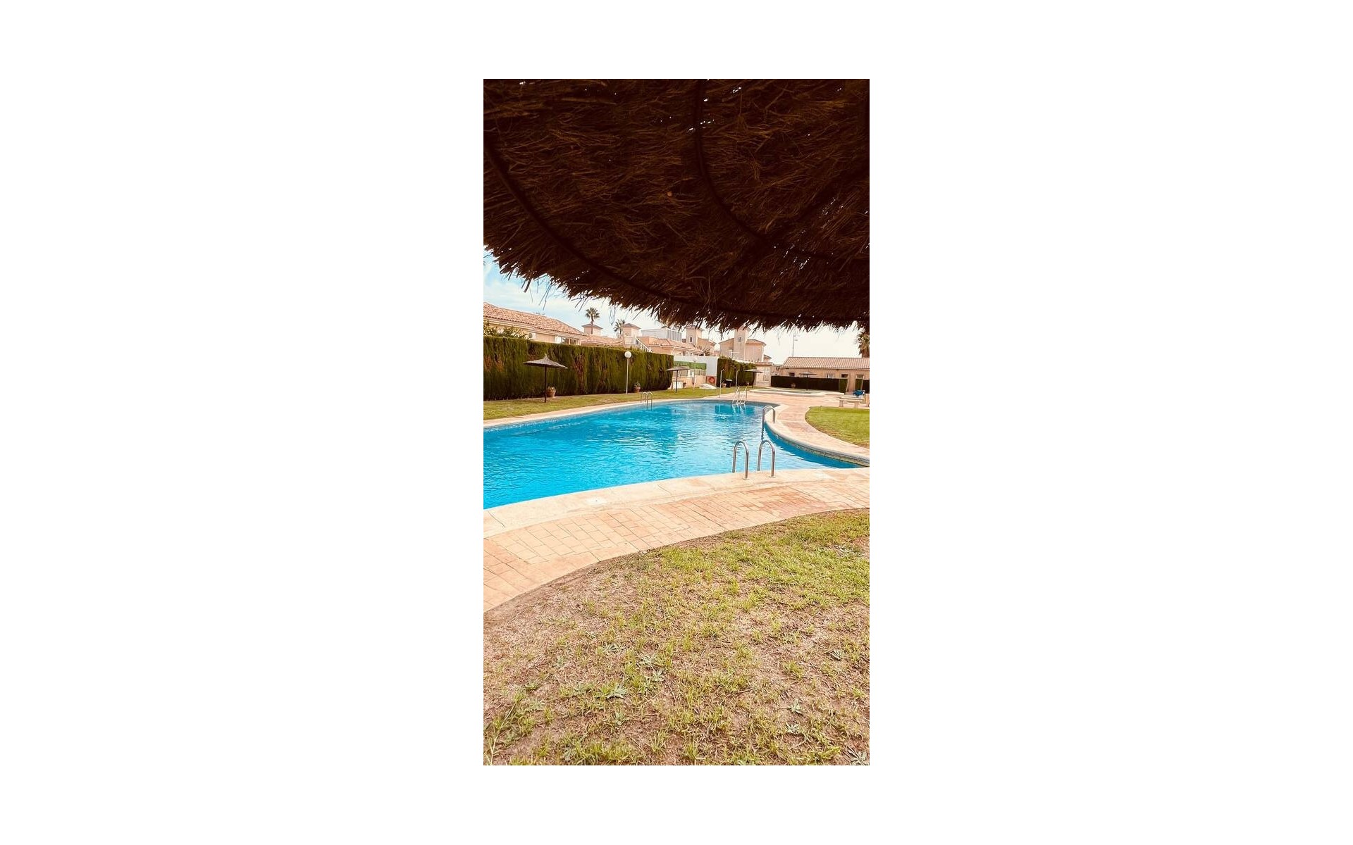 Resale - Villa - Villamartin