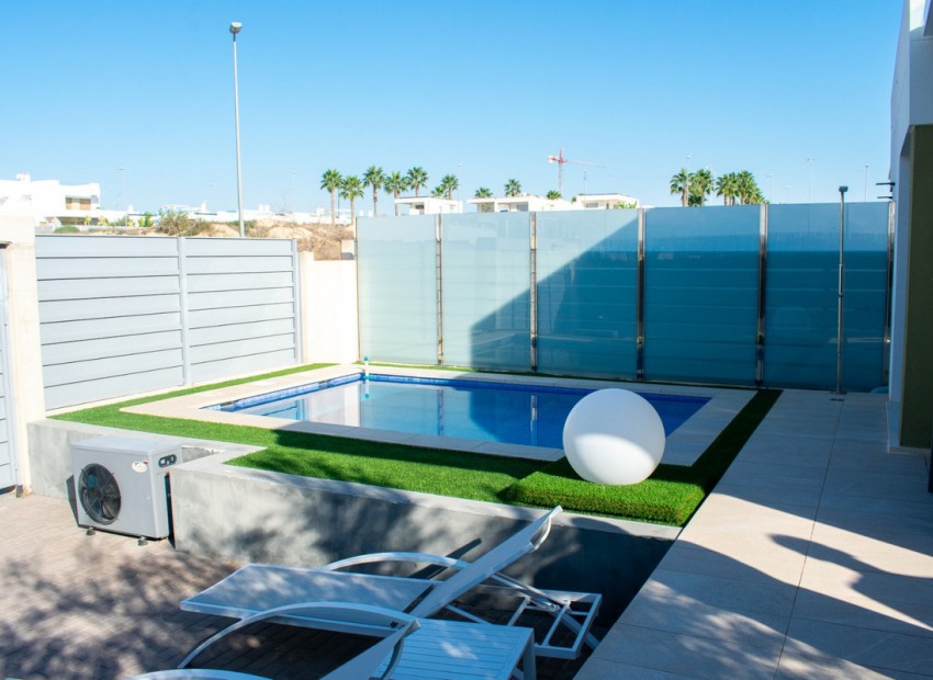 Resale - Villa - Vista Bella Golf - Vistabella Golf Resort