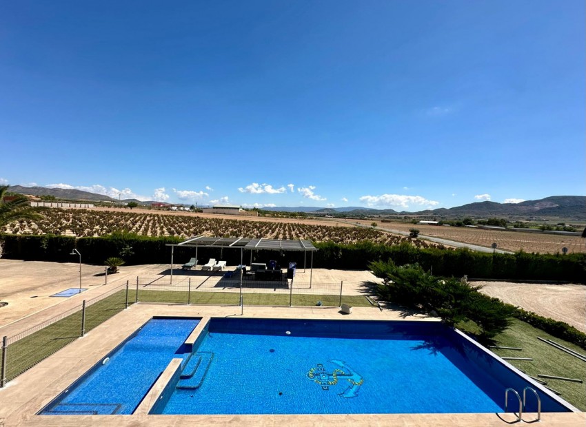 Resale - Villa - Yecla - Yecla Centro