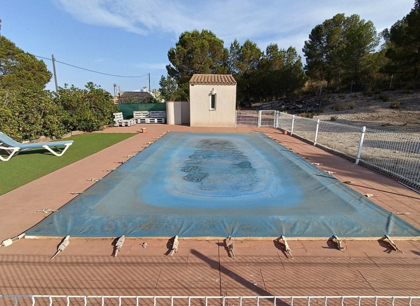 Resale - Villa - Yecla - Yecla Centro