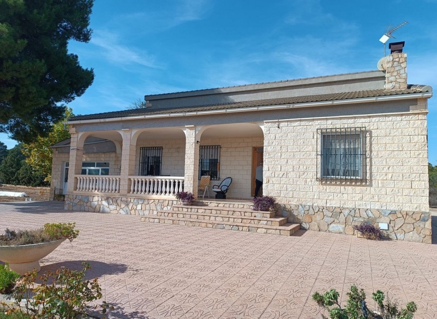 Resale - Villa - Yecla - Yecla Centro