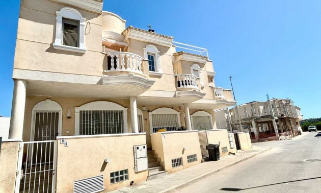 Rijtjes huis - Resale - Almoradi - Heredades