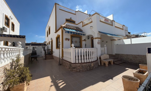 Rijtjes huis - Resale - Orihuela - Entre Naranjos