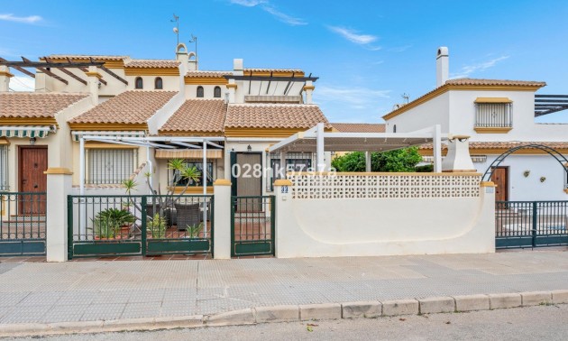 Rijtjes huis - Resale - Orihuela - La Zenia