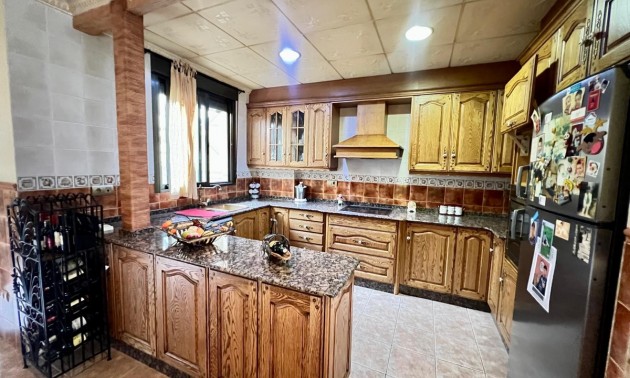 Rijtjes huis - Resale - Pinoso - Pinoso Centro