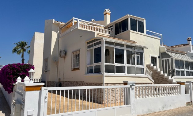 Rijtjes huis - Resale - Playa Flamenca - Jumilla