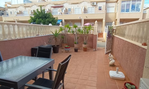 Rijtjes huis - Resale - Playa Flamenca - La Concha