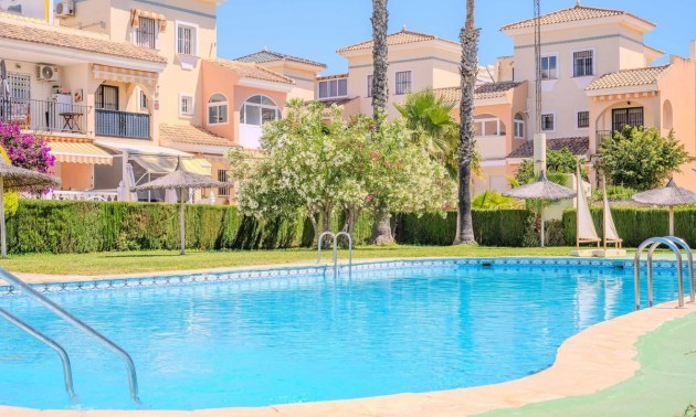 Rijtjes huis - Resale - Punta Prima - Punta Prima
