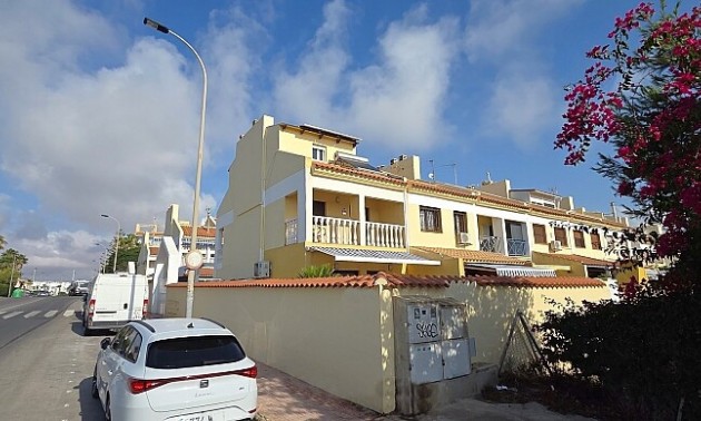 Rijtjes huis - Resale - Torrevieja - La Mata