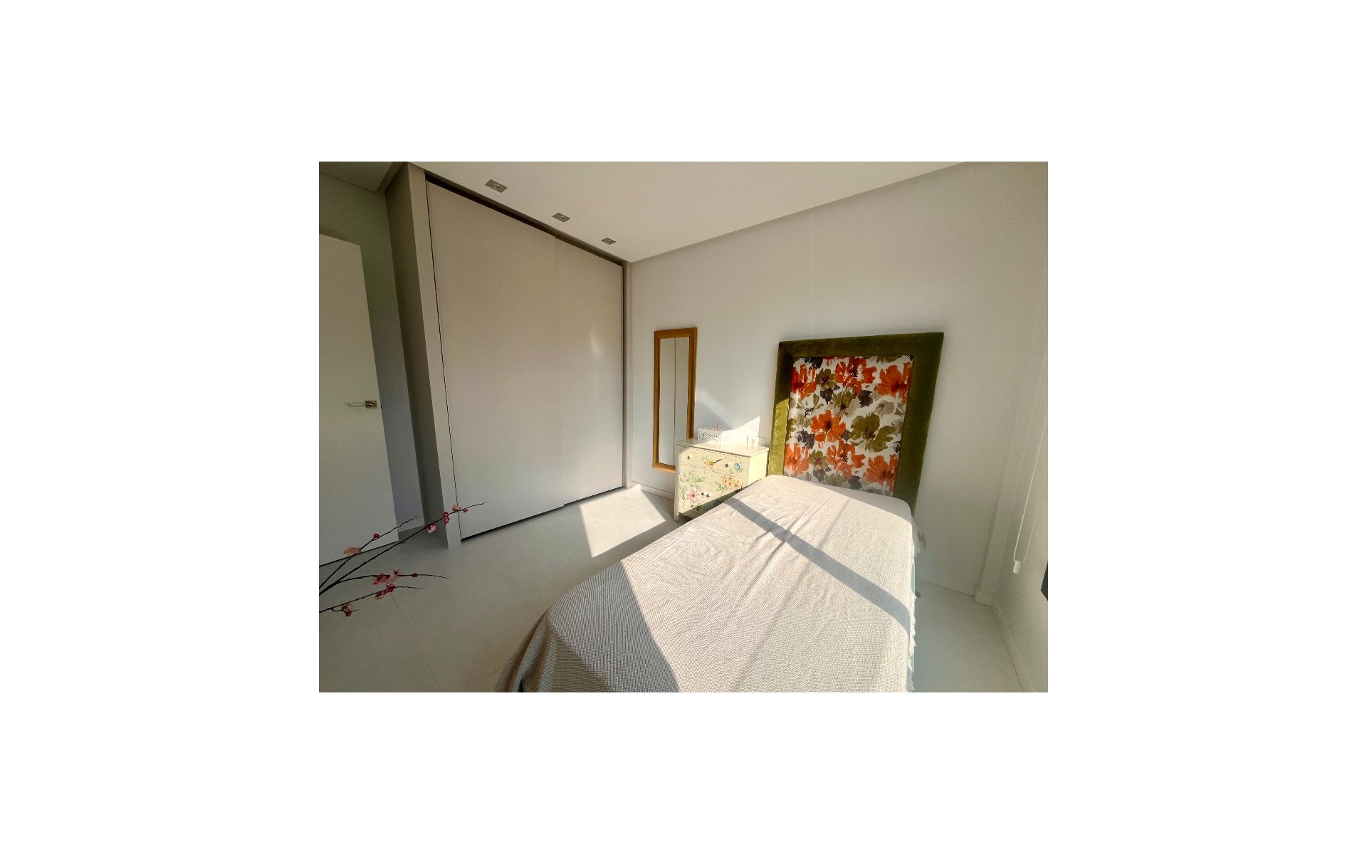  - Semi - Detached Villa - 