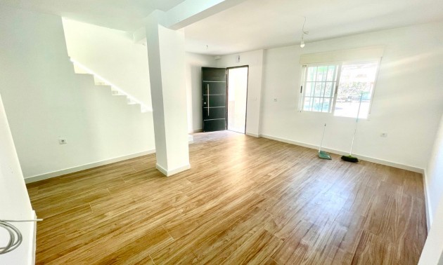 Townhouse - Resale - Daya Vieja - Daya Vieja