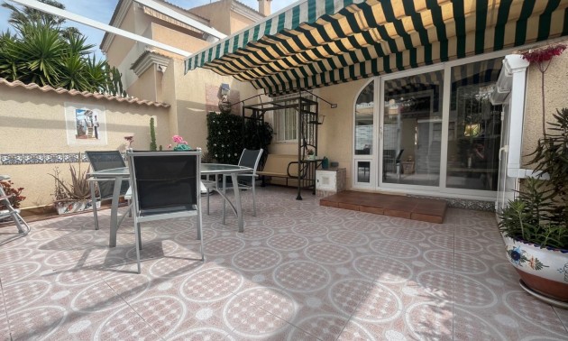 Townhouse - Resale - Dona Pepa - Doña Pepa