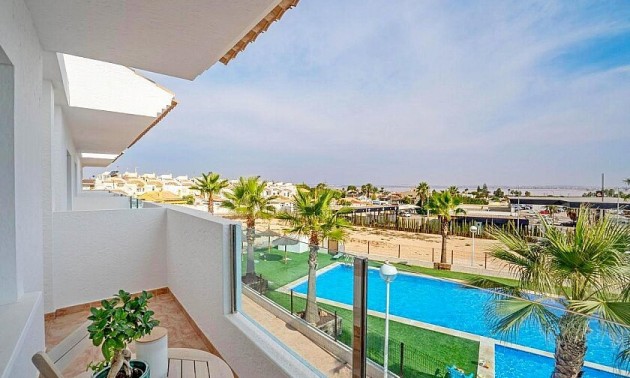 Townhouse - Resale - Los Altos - Los Altos