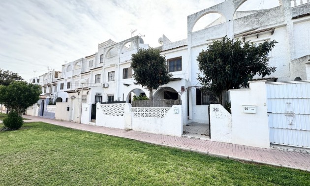 Townhouse - Resale - Torrevieja - Torrevieja Centro